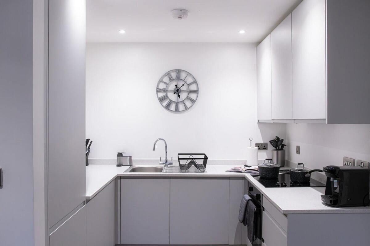 Luxury Mcr 2bed,2bath Apartment- Location! * Manchester