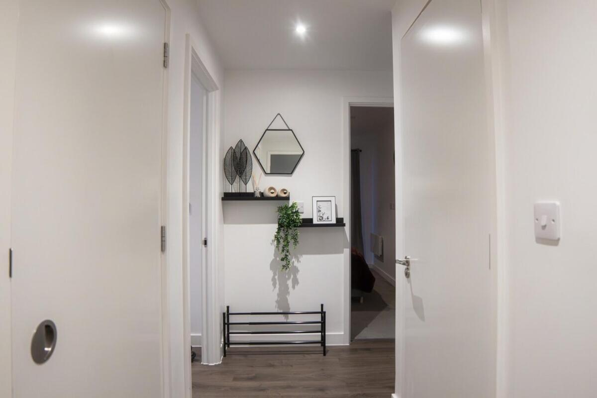 Luxury Mcr 2bed,2bath Apartment- Location! Apartment *